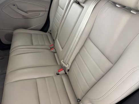 Used 2013 Ford C-MAX SEL FWD image 29