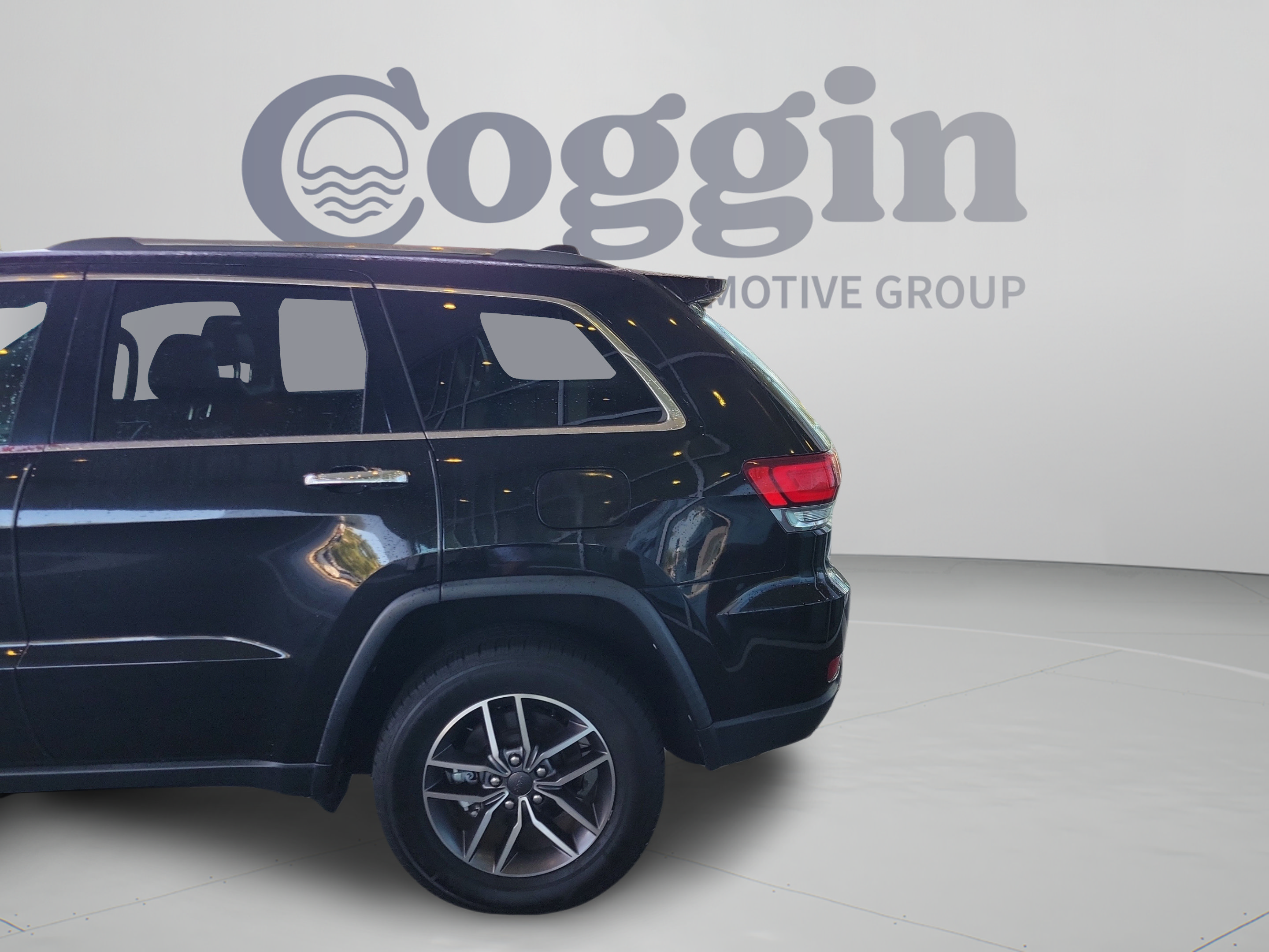 Used 2022 Jeep Grand Cherokee Limited AWD/4WD image 6
