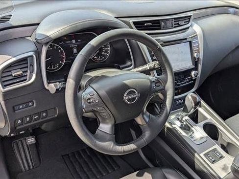 Used 2024 Nissan Murano SL AWD/4WD image 11