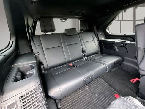 Used 2024 Toyota Sequoia Platinum image 28