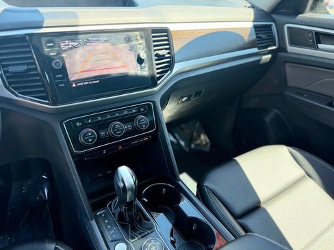 Used 2023 Volkswagen Atlas SE w/ Panoramic Sunroof Package AWD/4WD image 21