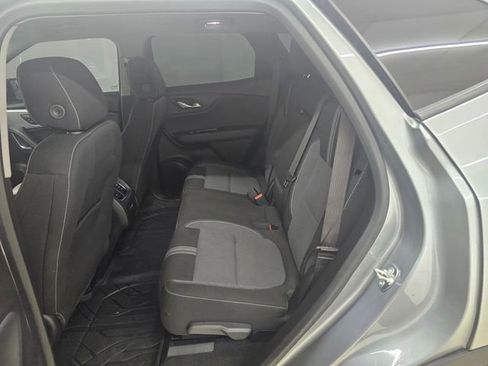 Used 2023 Chevrolet Blazer LT w/ Convenience Package FWD image 3
