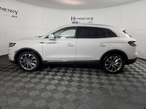 Used 2022 Lincoln Nautilus Reserve w/ Equipment Group 201A AWD/4WD image 8