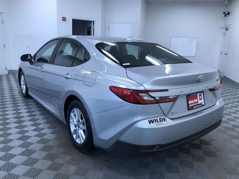 Used 2026 Toyota Camry LE FWD image 13