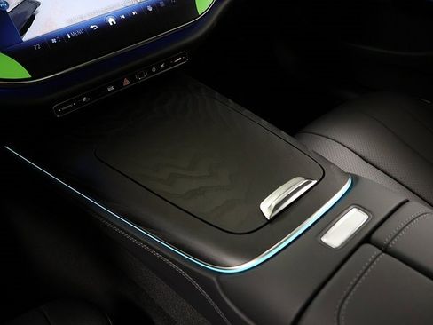 New 2026 Mercedes-Benz E 350 4MATIC Sedan image 23