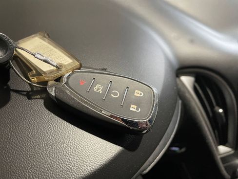 Used 2024 Chevrolet Malibu LT image 25