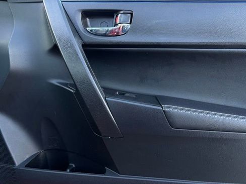 Used 2017 Toyota Corolla L image 22