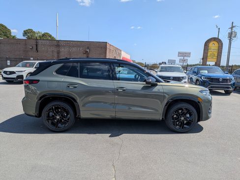 New 2026 Volkswagen Tiguan SE R-Line AWD/4WD image 2