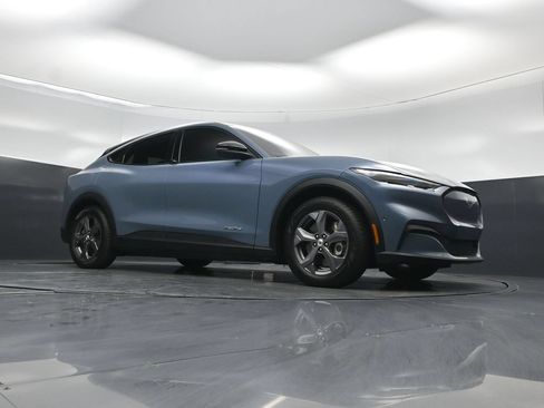 Used 2023 Ford Mustang Mach-E Select RWD image 3