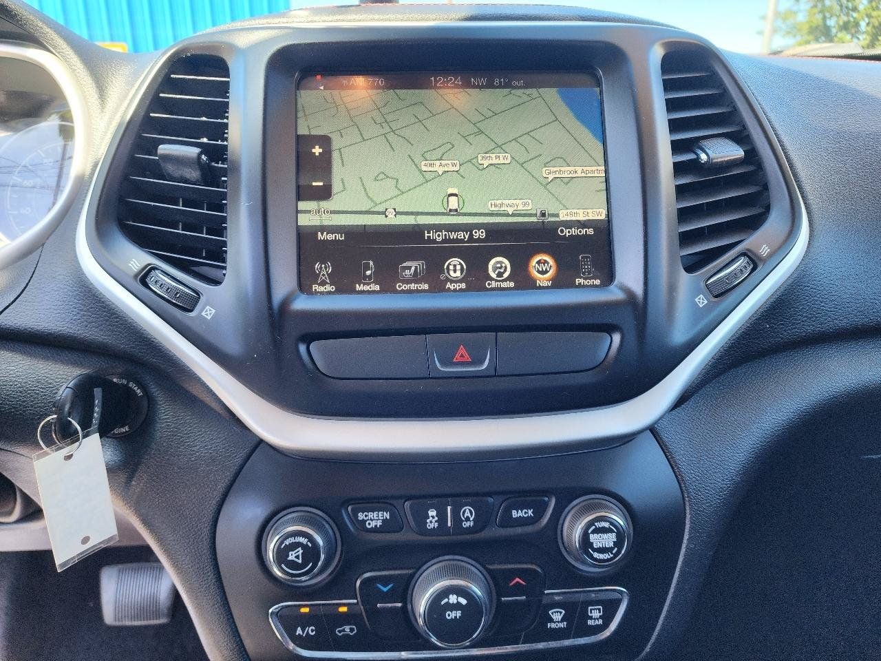 Used 2016 Jeep Cherokee Trailhawk w/ Leather Interior Group AWD/4WD image 19