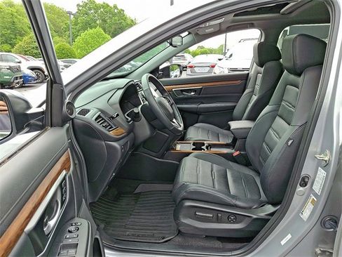 Used 2020 Honda CR-V Touring image 14