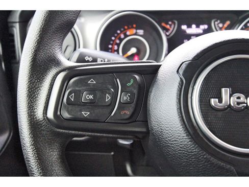 Used 2023 Jeep Wrangler Sport image 27