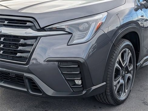 Used 2023 Subaru Ascent Limited w/ Technology Package image 2