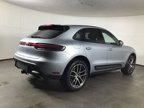 Certified 2023 Porsche Macan Turbo AWD/4WD image 7