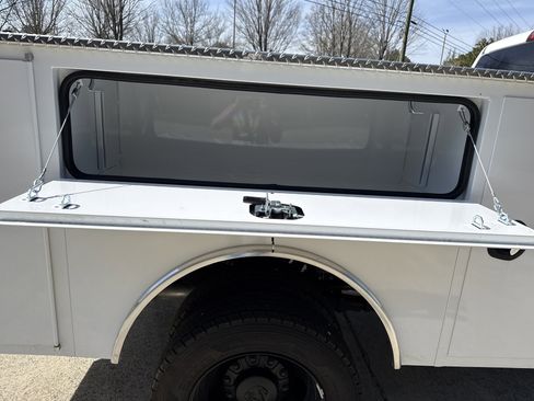 New 2026 RAM 4500 Tradesman AWD/4WD image 17