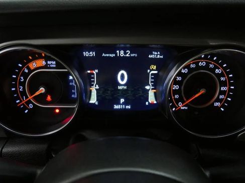 Used 2023 Jeep Gladiator Overland AWD/4WD image 22