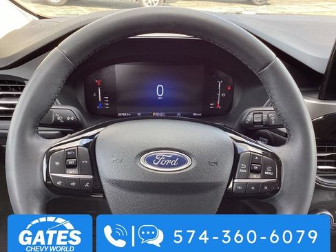 Used 2023 Ford Escape Active AWD/4WD image 27