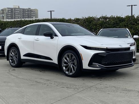 New 2026 Toyota Crown Limited image 2