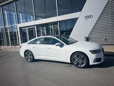 Used 2023 Audi A6 2.0T Premium w/ Convenience Package image 12