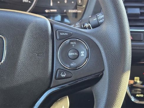 Used 2022 Honda HR-V EX image 11