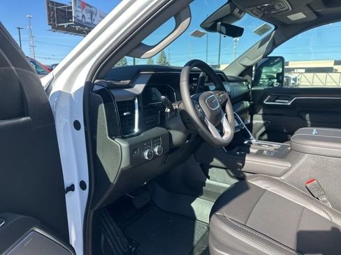 New 2025 GMC Sierra 2500 Denali w/ Denali Reserve Package image 20