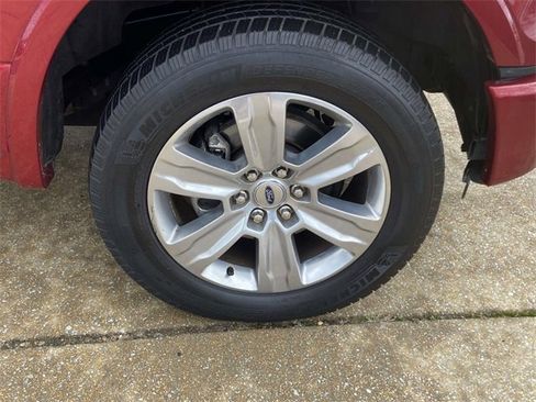 Used 2015 Ford F150 Platinum w/ Equipment Group 701A Luxury image 7