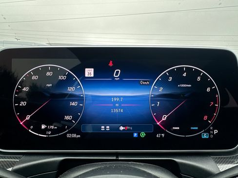 Certified 2025 Mercedes-Benz CLE 300 4MATIC Coupe image 23