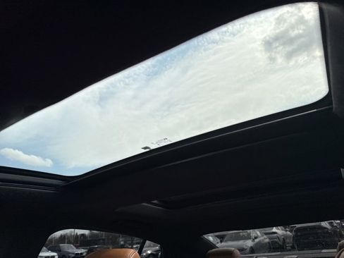 Used 2026 Cadillac CT5 V w/ Platinum Package image 18