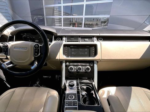 Used 2016 Land Rover Range Rover Supercharged AWD/4WD image 15