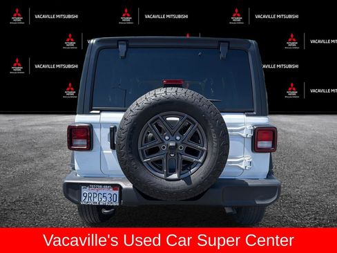 Used 2024 Jeep Wrangler Unlimited Sport AWD/4WD image 5