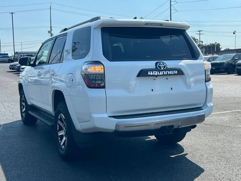 Used 2023 Toyota 4Runner TRD Off-Road Premium AWD/4WD image 11