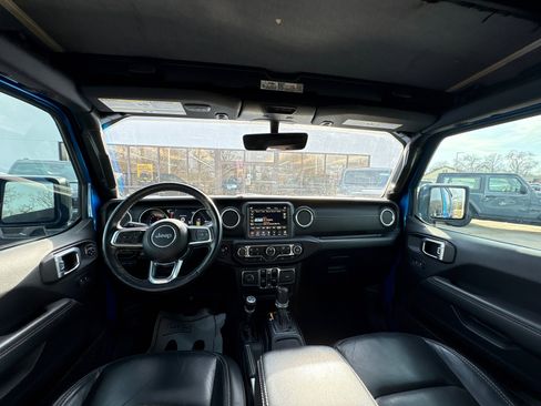 Used 2021 Jeep Wrangler Unlimited Sahara w/ Cold Weather Group image 12