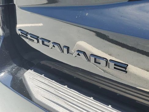 Certified 2025 Cadillac Escalade Sport Platinum w/ LPO, ONYX Package AWD/4WD image 11