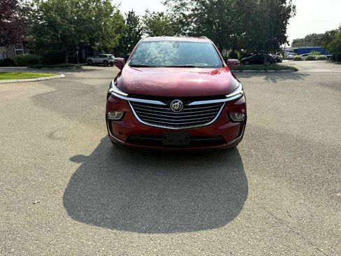 Used 2024 Buick Enclave Premium image 8