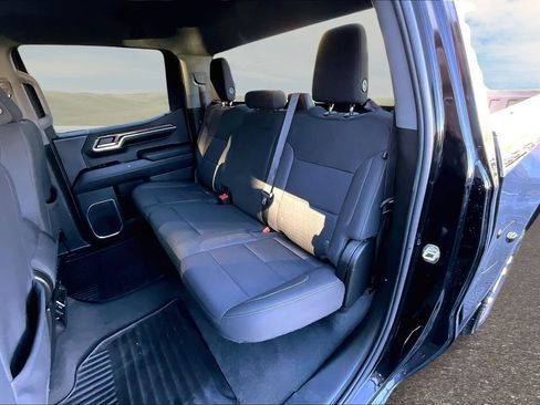 Used 2022 Chevrolet Silverado 1500 LT image 15