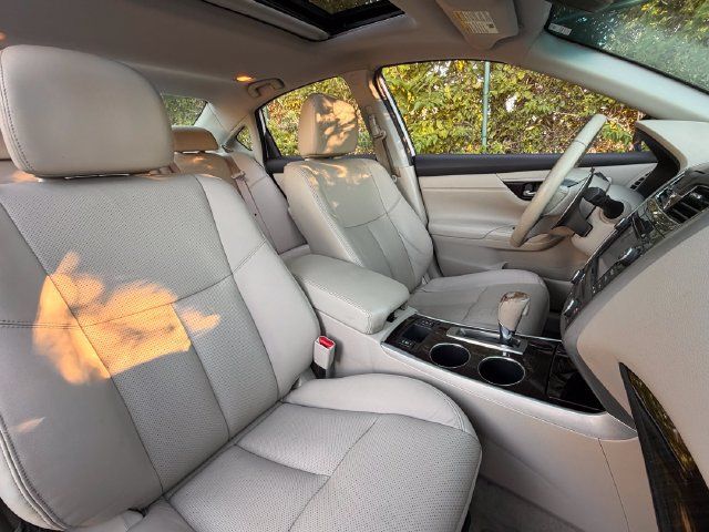 Used 2014 Nissan Altima 3.5 SL w/ Technology Package FWD image 30