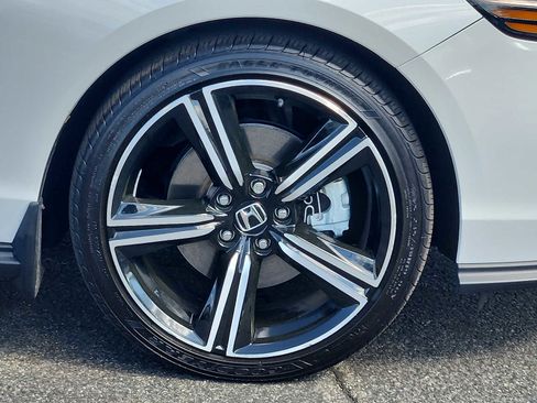 Certified 2023 Honda Accord Sport image 8