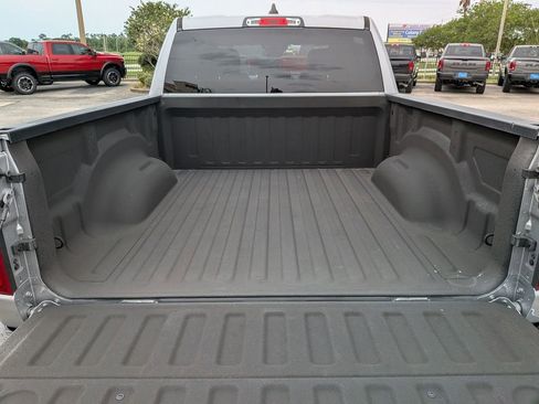 Used 2024 RAM 1500 Laramie AWD/4WD image 32