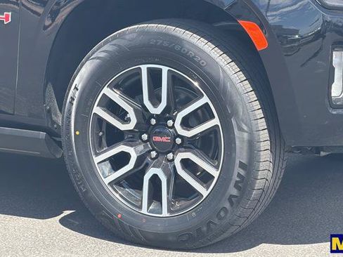 Used 2023 GMC Yukon XL AT4 w/ AT4 Premium Package AWD/4WD image 38