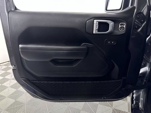 Used 2024 Jeep Wrangler Sport AWD/4WD image 23