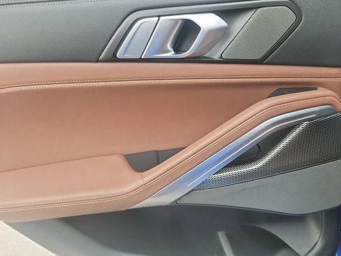 Used 2020 BMW X6 M50i image 8