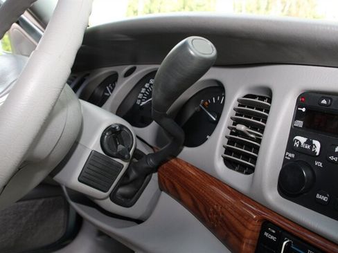 Used 2003 Buick Le Sabre Custom FWD image 8