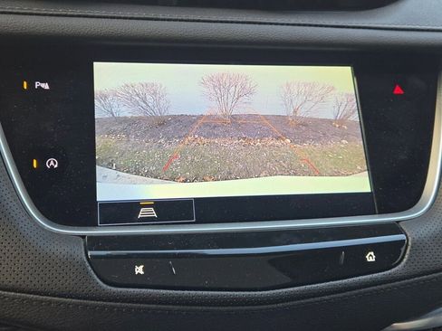 New 2025 Cadillac XT5 Premium Luxury w/ LPO, Blue Accent Package image 27