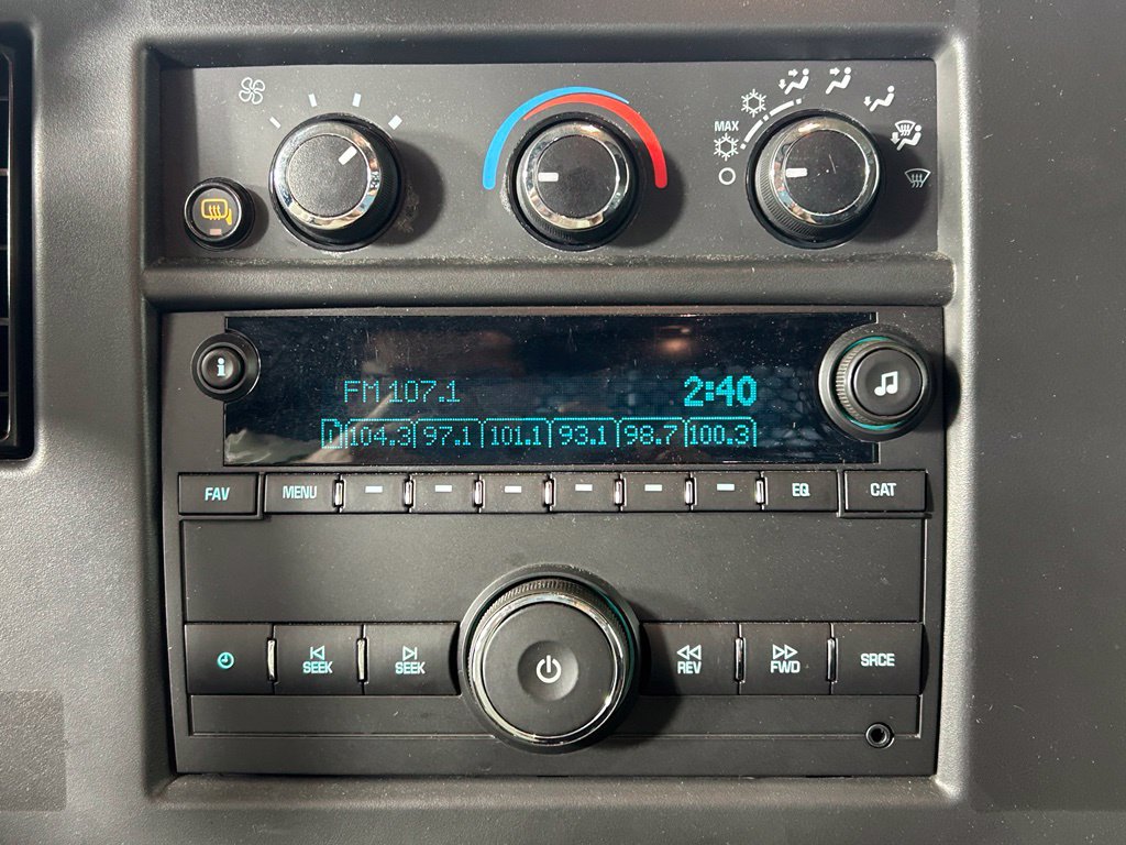 Used 2025 Chevrolet Express 2500 w/ Driver Convenience Package RWD image 16