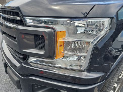 Used 2020 Ford F150 XLT w/ Equipment Group 302A Luxury AWD/4WD image 32