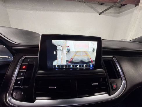 Certified 2023 GMC Yukon AT4 w/ AT4 Premium Package AWD/4WD image 15