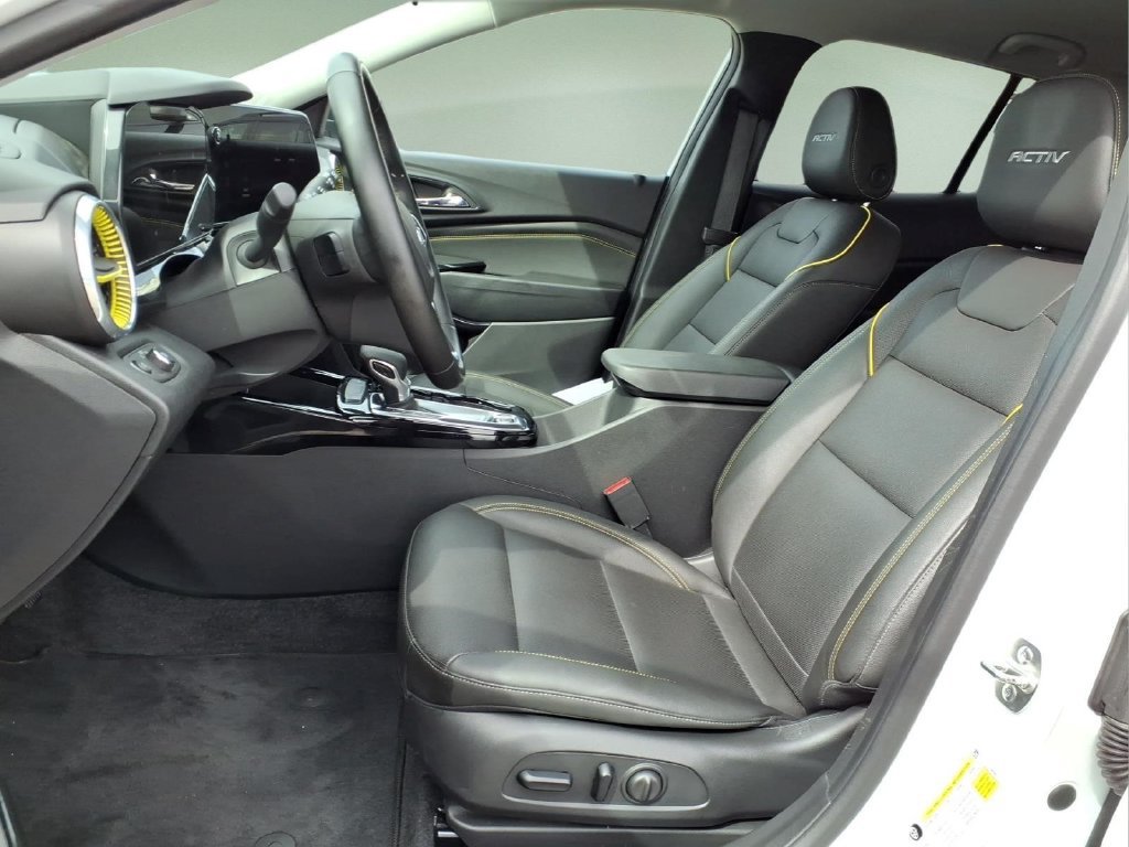 Used 2024 Chevrolet Trax ACTIV w/ Driver Confidence Package FWD image 16