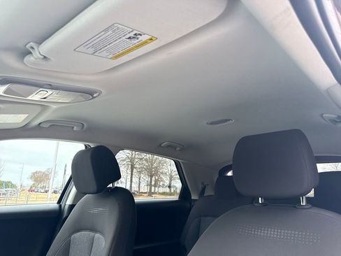 Used 2025 Hyundai Ioniq 5 SE image 22