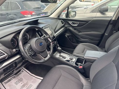 Used 2020 Subaru Forester Premium AWD/4WD image 25