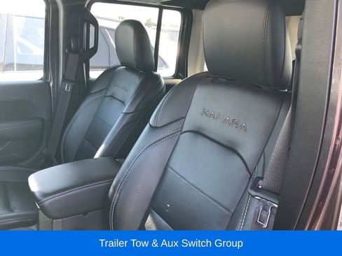 Used 2023 Jeep Wrangler Unlimited Sahara w/ Cold Weather Group AWD/4WD image 4